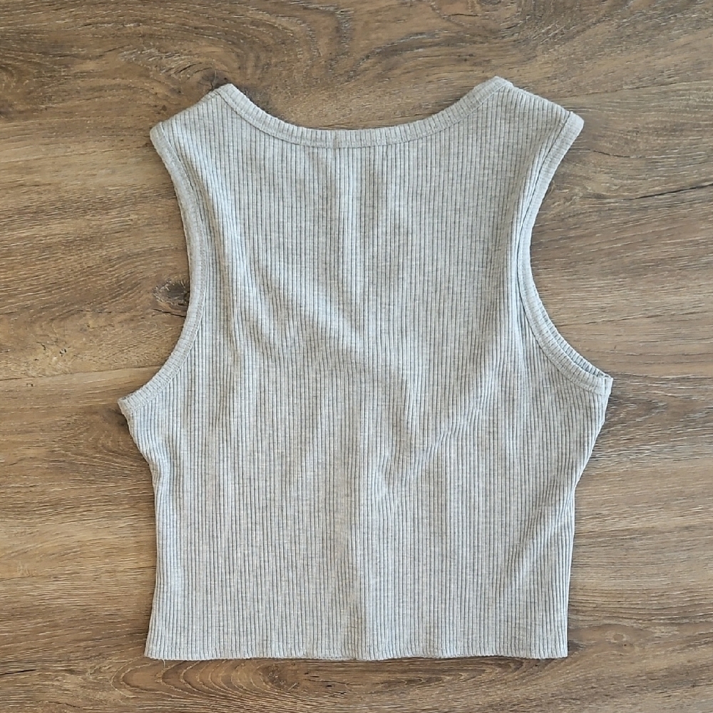 Faded Rose Ribbed Cropped Tank - Picture 3 of 3